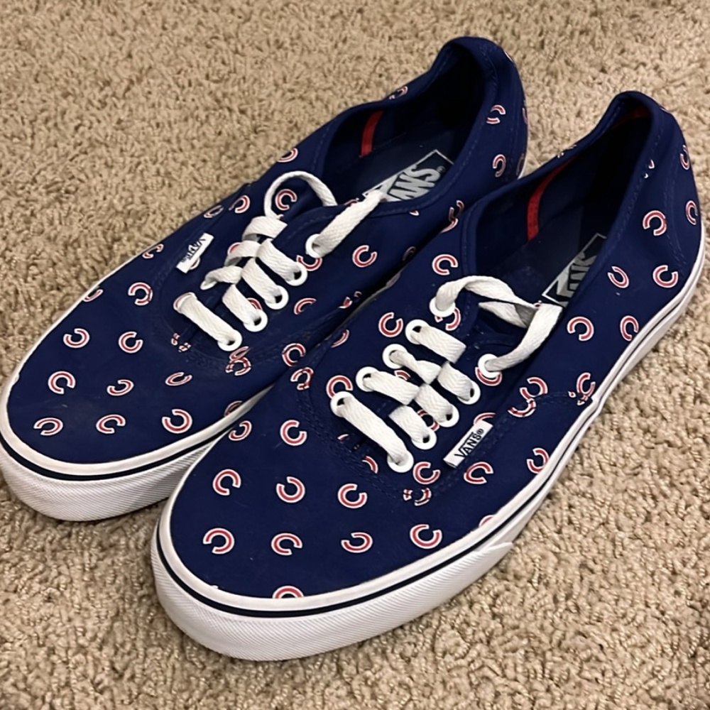 New Without Tags Chicago Cubs Vans Size 10.